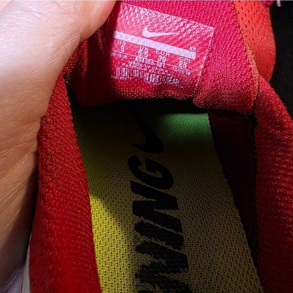 Nike Women's Red Running Shoes - Picture 9 of 9
